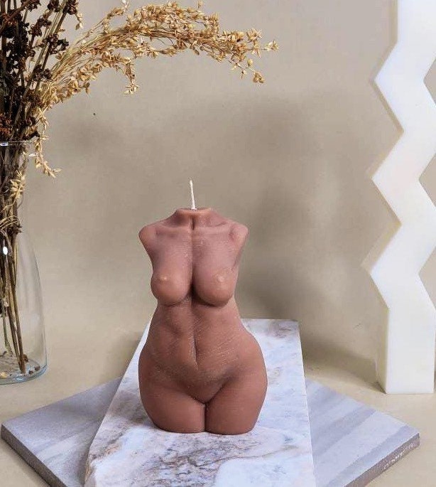 Curvy Torso Candle