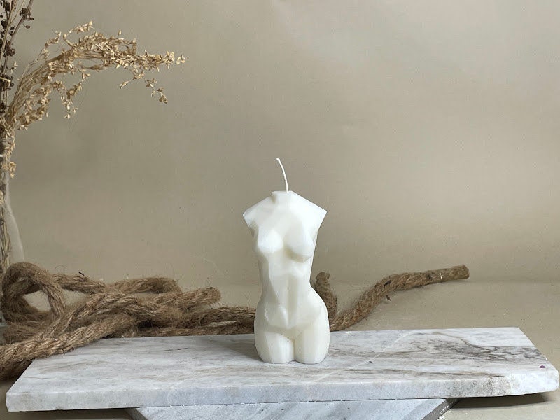 Low Poly | Torso Candle| Venus